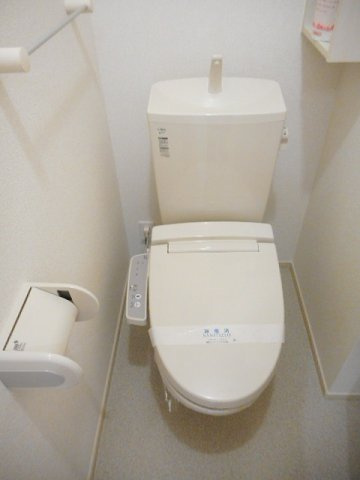ロード早水　Ⅰのトイレ|落ち着いた色調のトイレです