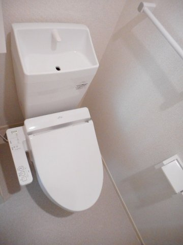 グランデュールのトイレ|落ち着いたトイレです