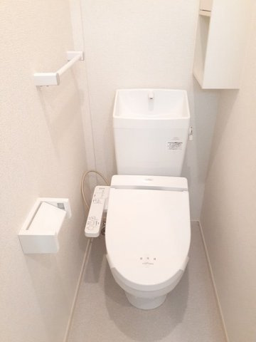 ヴィラ　コンフォートのトイレ|清潔感のあるトイレです