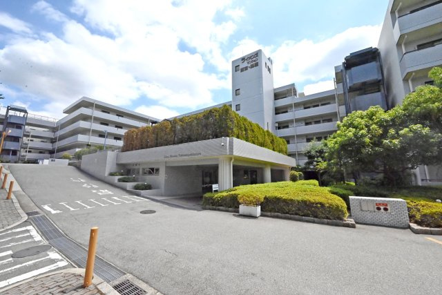 ライオンズマンション西宮高座B棟
