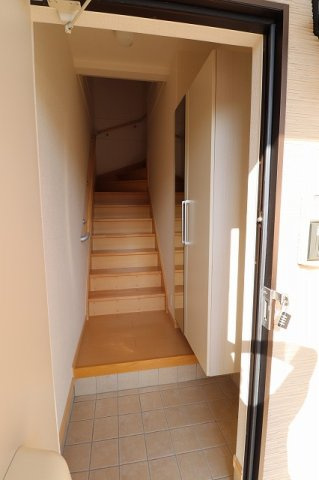 アプローズ　Ｋの玄関|落ち着いた玄関です