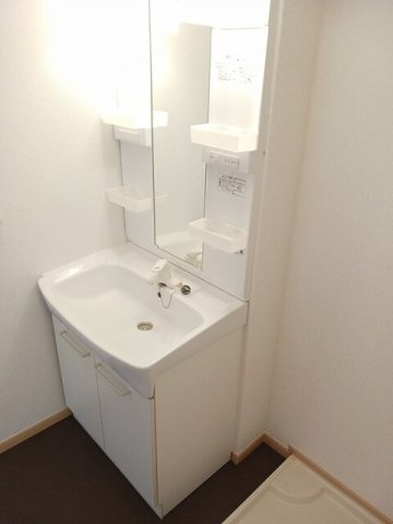 カーサ・グレイスの洗面所|使いやすい洗面所です