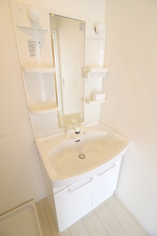 VHTの洗面所|ゆったりとスペースのある洗面所