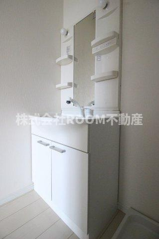 VHTの独立洗面台|独立洗面台です