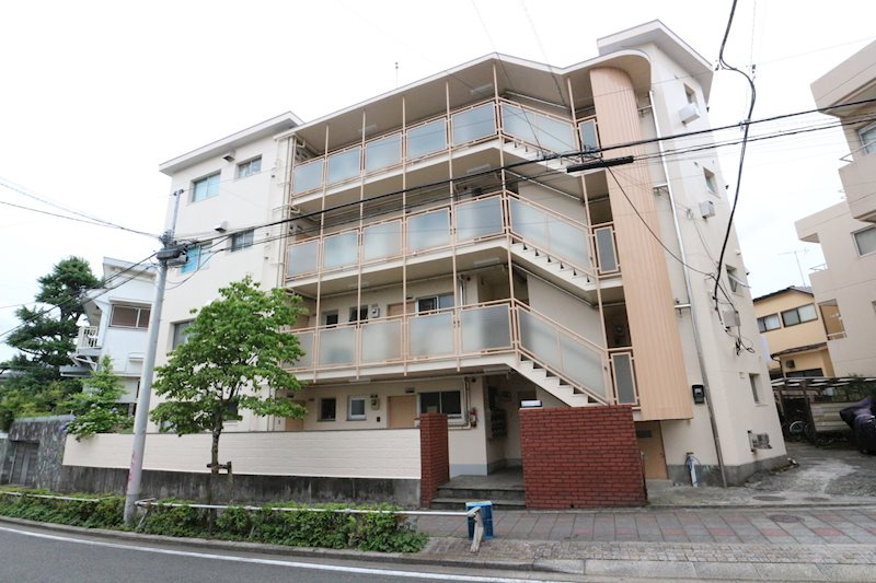 駒留マンション 