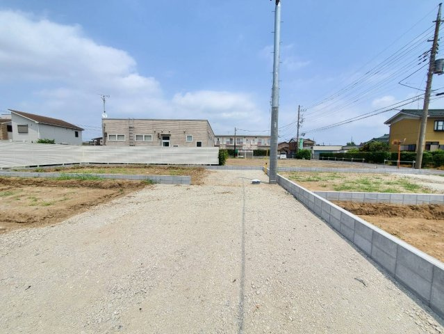 北葛飾郡松伏町　松伏　新築戸建　全6棟の前面道路含む現地写真|前面道路含む現地写真です