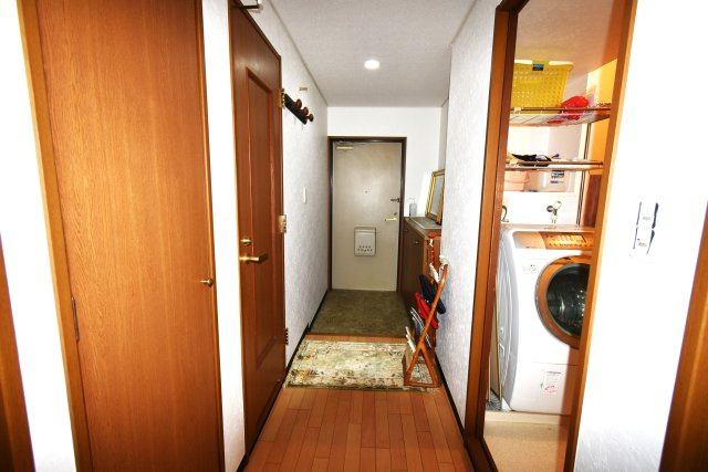 ライオンズマンション原町第3の玄関