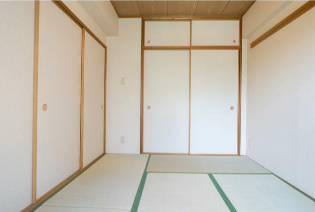 弥生町リバーサイドマンションの収納