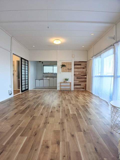 南中島町平屋1の居間・リビング