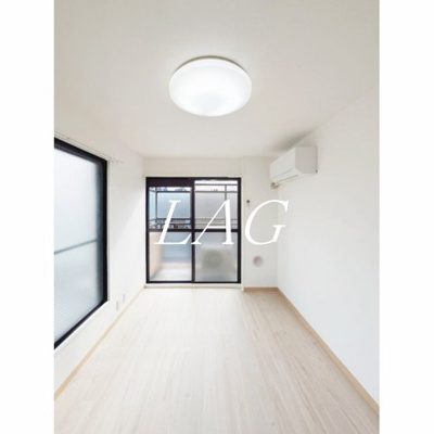 【居間・リビング】 | ＴＯＰ市ヶ谷 | 洋室のお部屋です。