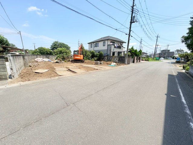 鶴ヶ島市上新田　建築条件なし売地　東武越生線『西大家駅』徒歩2分　【新町小学区】の前面道路含む現地写真