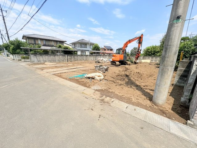 鶴ヶ島市上新田　建築条件なし売地　東武越生線『西大家駅』徒歩2分　【新町小学区】の前面道路含む現地写真