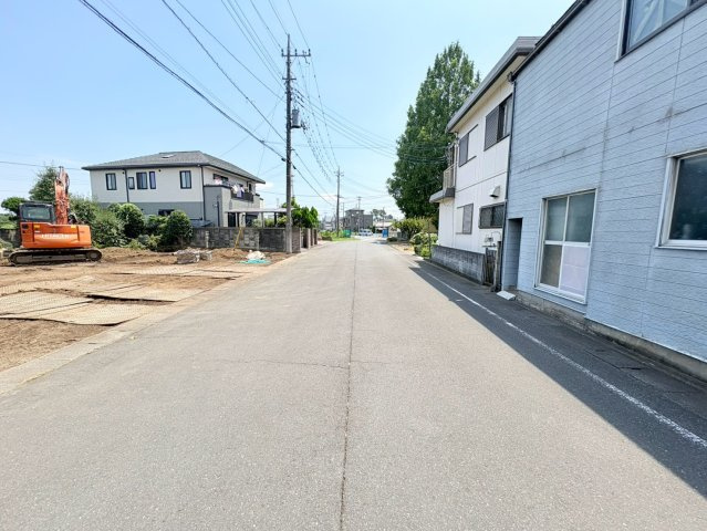 鶴ヶ島市上新田　建築条件なし売地　東武越生線『西大家駅』徒歩2分　【新町小学区】の前面道路含む現地写真