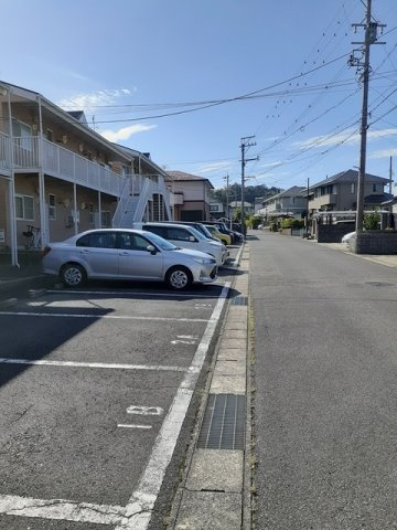 【駐車場】 | メゾンソレイユＡ
