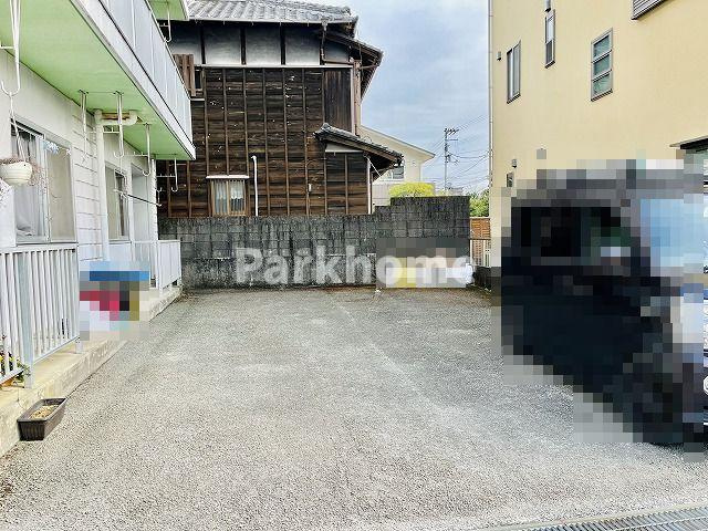 NTハイツの駐車場|駐車スペースもあります