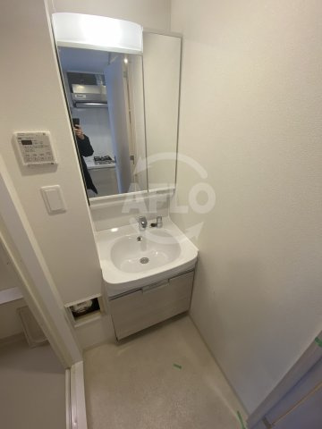 プレサンス立売堀ベルヴィルの独立洗面台|プレサンス立売堀ベルヴィル　独立洗面台
