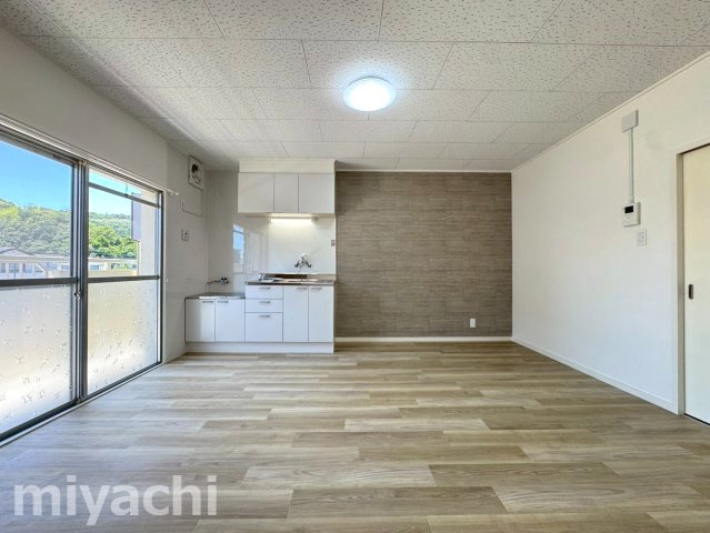 矢田マンションの居間・リビング