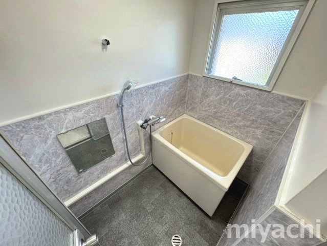 矢田マンションの浴室