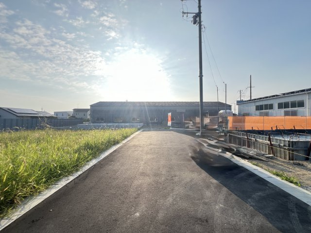 葛城市林堂　第2　全２棟 の前面道路含む現地写真