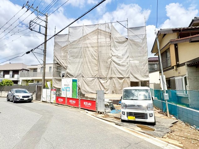 《仲介手数料半額》KEIAI TERRACE 川越市吉田6期の前面道路含む現地写真