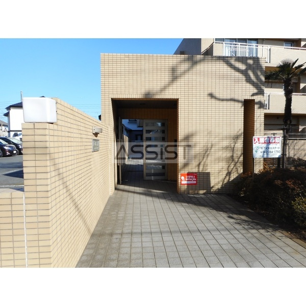 欅ハイム弐番館のエントランス