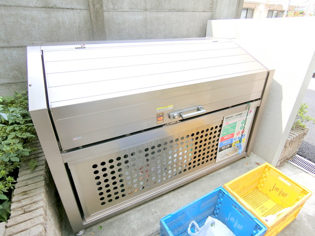 パティオ高井戸Ｂのその他共用部分|★うれしい敷地内ゴミ置き場★