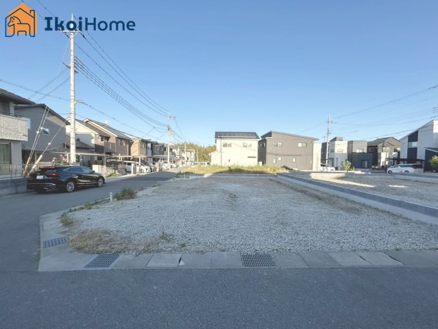 明石市大久保町松陰山手　全4棟3号棟　新築戸建の前面道路含む現地写真|●年中無休：当日予約可●西区、垂水区、明石市初。弊社は契約前に新築戸建の住宅診断を無料で行っています