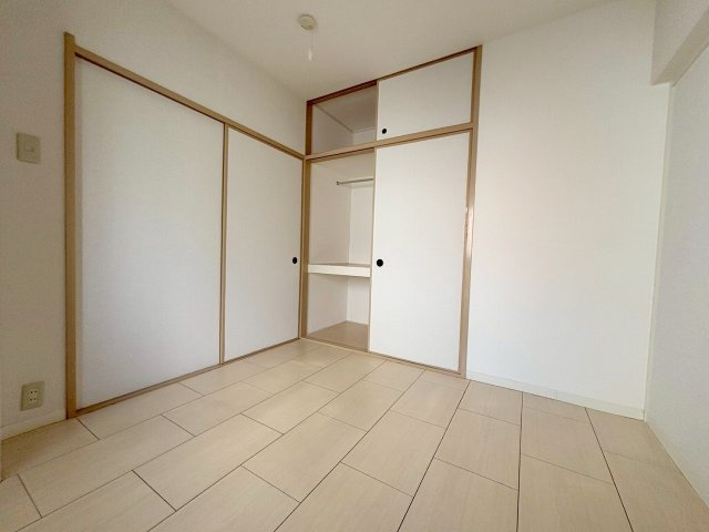 ドイマンションの洋室