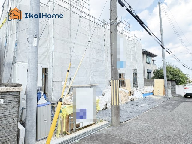 明石市東朝霧丘　A号棟　新築戸建のエントランス|～ご見学に関して～平日や夜間でもご案内可能。決まったお時間で身動きが取れない方も臨機応変に対応します