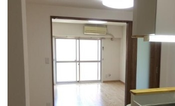 卓巳コーポの寝室
