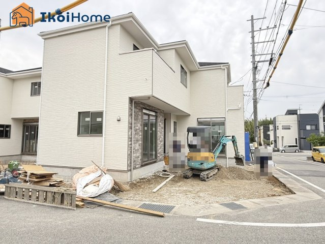 明石市大久保町松陰山手　全6棟4号棟　新築戸建の前面道路含む現地写真|●年中無休：当日予約可●西区、垂水区、明石市初。弊社は契約前に新築戸建の住宅診断を無料で行っています
