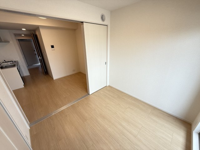 【洋室】 | クローバー・レジデンス城東放出