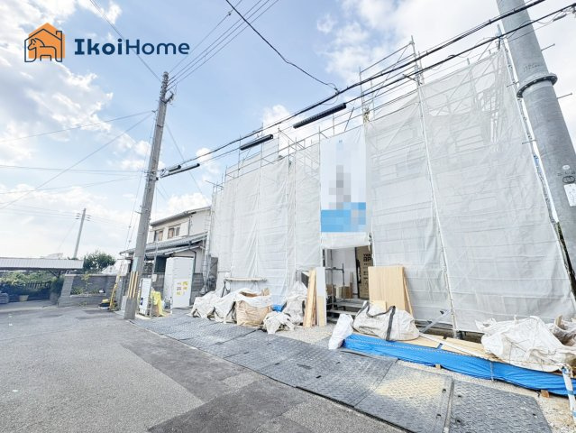 明石市東朝霧丘　B号棟　新築戸建の駐車場|●年中無休：当日予約可●駐車スペースはゆとりの並列2台可能！前面道路は4.5ｍです！