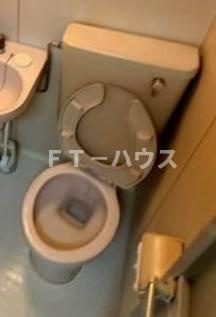 ペアフィールドのトイレ