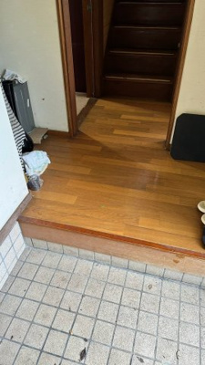 【居間・リビング】 | 静かな路地奥の住まい～神奈川県藤沢市藤が岡２丁目～ | こちらのリビングで趣味の時間をお楽しみください