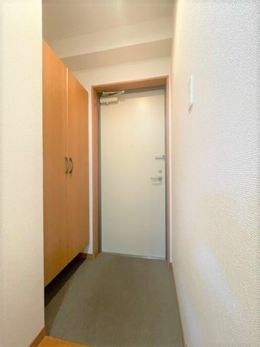 ＲＯＯＭ ＢＯＷＷＯＷの玄関|玄関