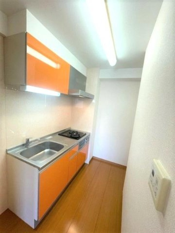 ＲＯＯＭ ＢＯＷＷＯＷのキッチン|システムキッチン