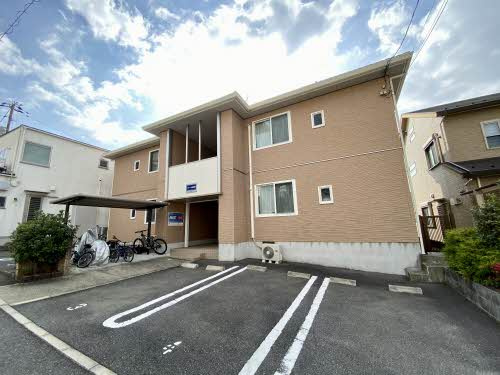 グレース美鈴園の駐車場