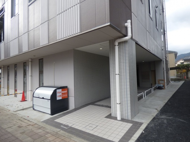 五日市OKビルのエントランス|-