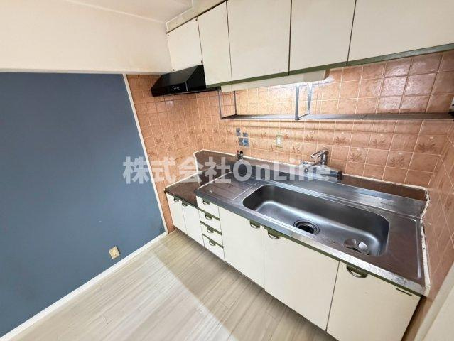 八尾市北本町２丁目の賃貸マンションのキッチン