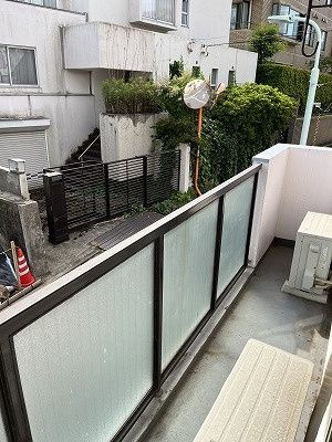 東山マンションのバルコニー