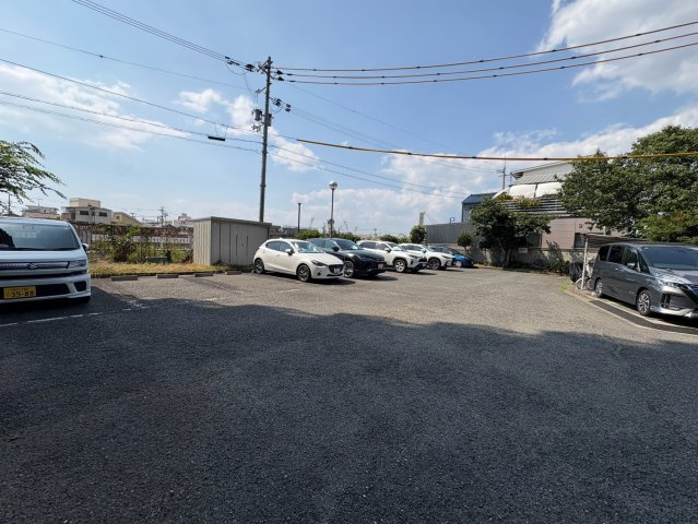 藤和明石公園ハイタウンPARTⅡの駐車場