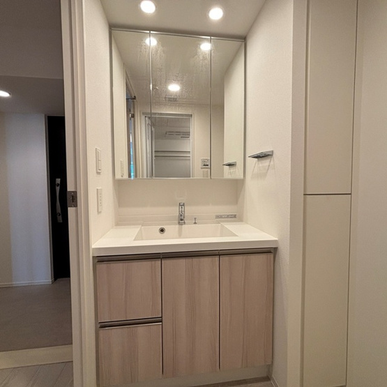 【洗面所】 | パークアクシス品川天王洲アイル | ※写真は同タイプ住戸です。
