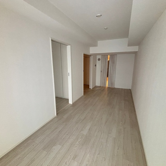 【居間・リビング】 | パークアクシス品川天王洲アイル | ※写真は同タイプ住戸です。