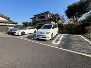 【駐車場】