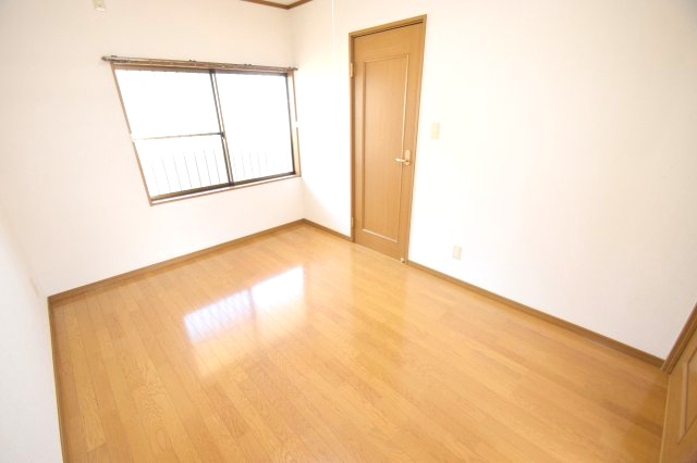 【寝室】 | 落ち着いて過ごせるお部屋なので、寝室にいかがでしょうか