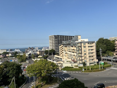 【展望】 | ユニハイム大津朝日が丘 | 共用部分より琵琶湖眺望可能です