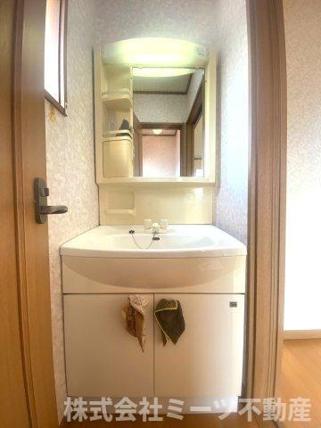 友井二丁目　中古戸建　2180の独立洗面台
