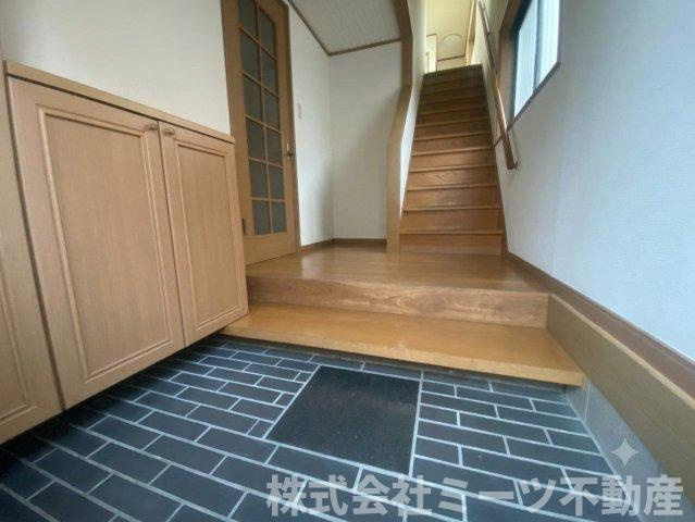 友井二丁目　中古戸建　2180の玄関|【AI画像編集】荷物撤去後のイメージです