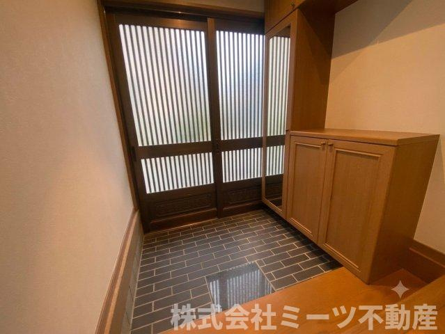 友井二丁目　中古戸建　2180の玄関|【AI画像編集】荷物撤去後のイメージです